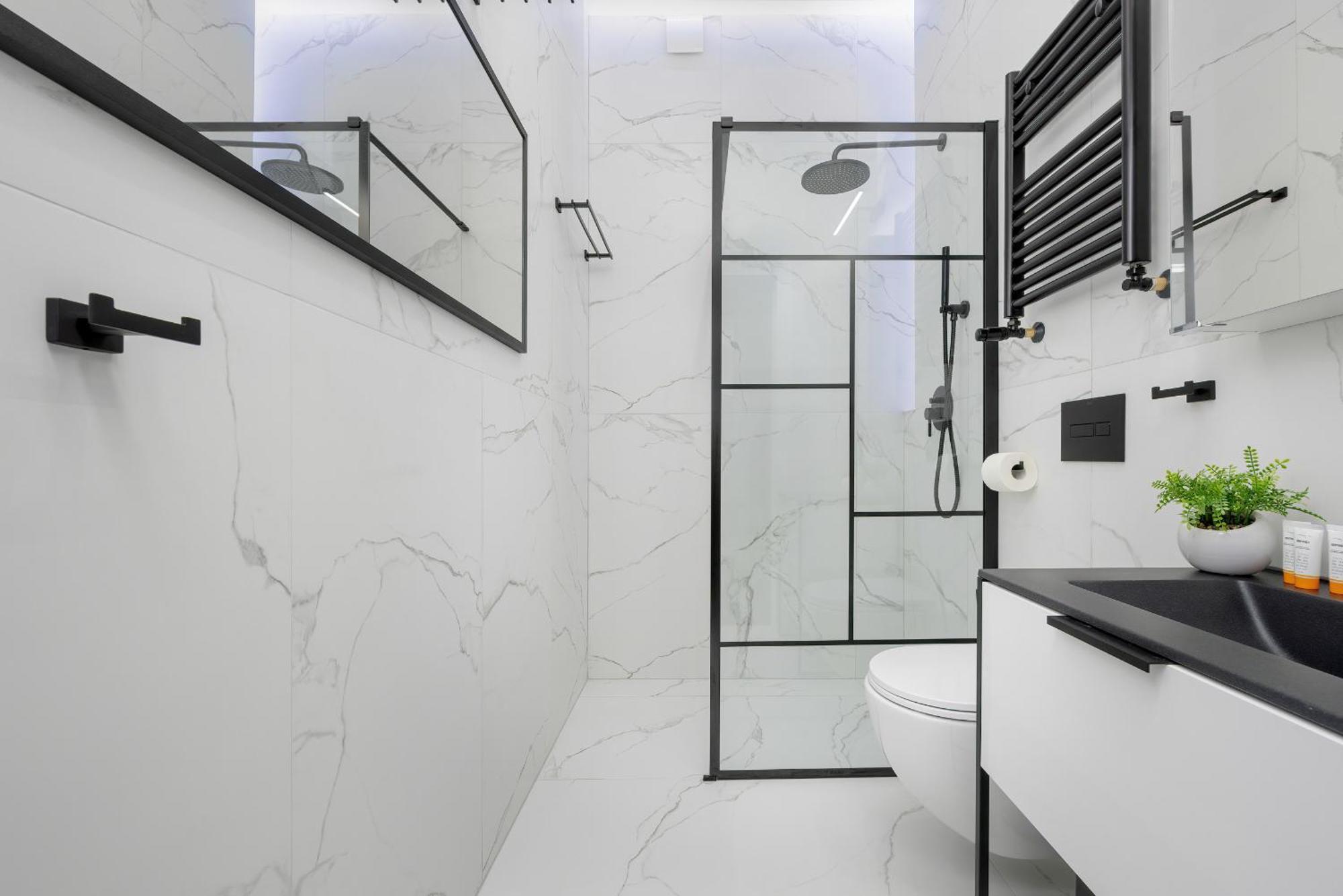 Exclusive Grey And Red Apartment In Warsaw Center By Noclegi Renters Экстерьер фото